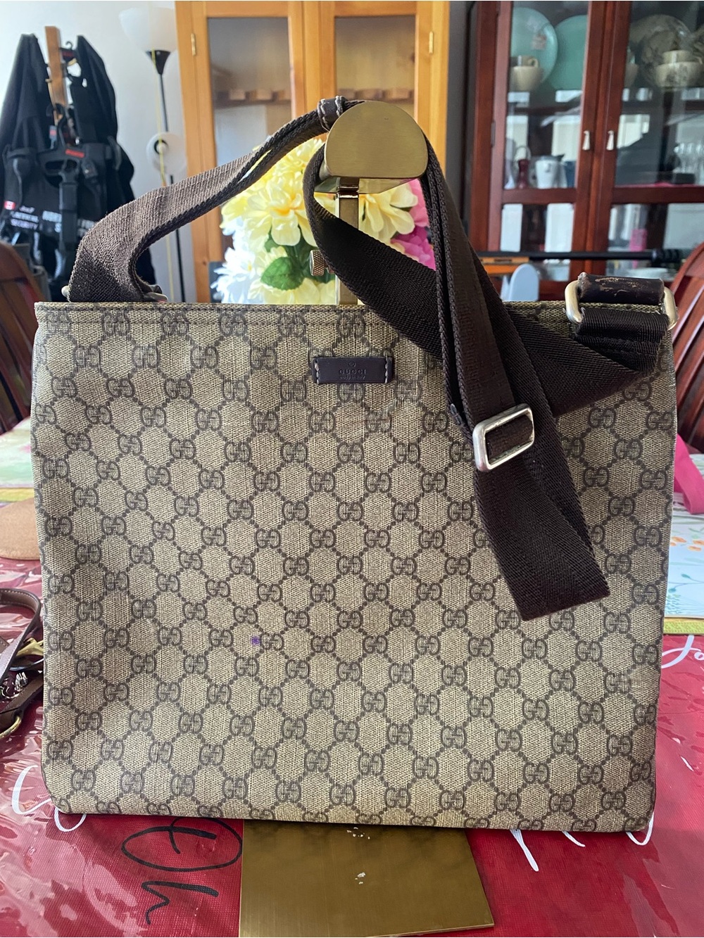 Gucci gg supreme monogram Messanger bag
